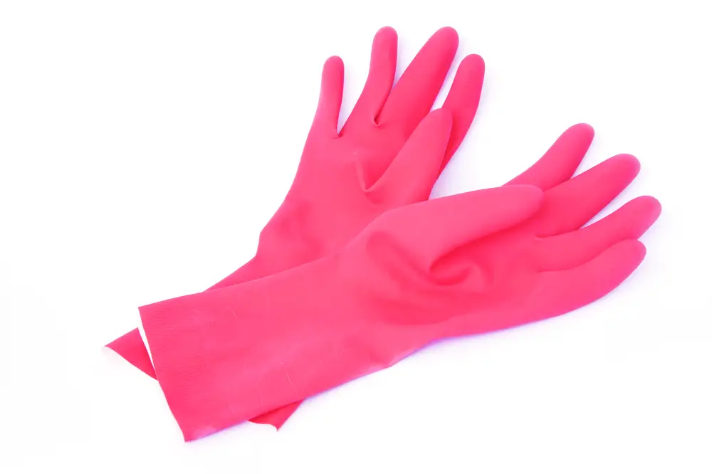 rubber glove to remove dog hair from cloths before washing machine