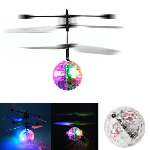 Flying Ball With LED Lights Stunning Pets
