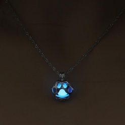 Glow in the Dark Paw necklace Stunning Pets 1 