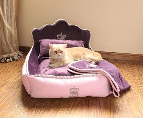 Luxury Princess Bed for Pets Stunning Pets Purple 53x36x33cm